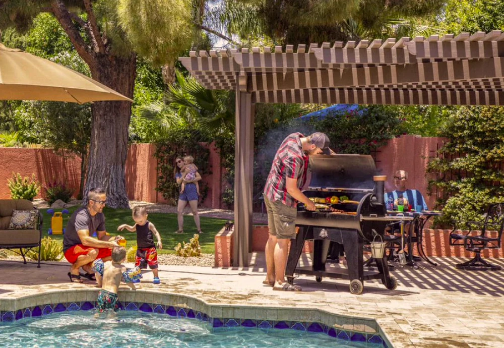 what is a wood pellet grill
